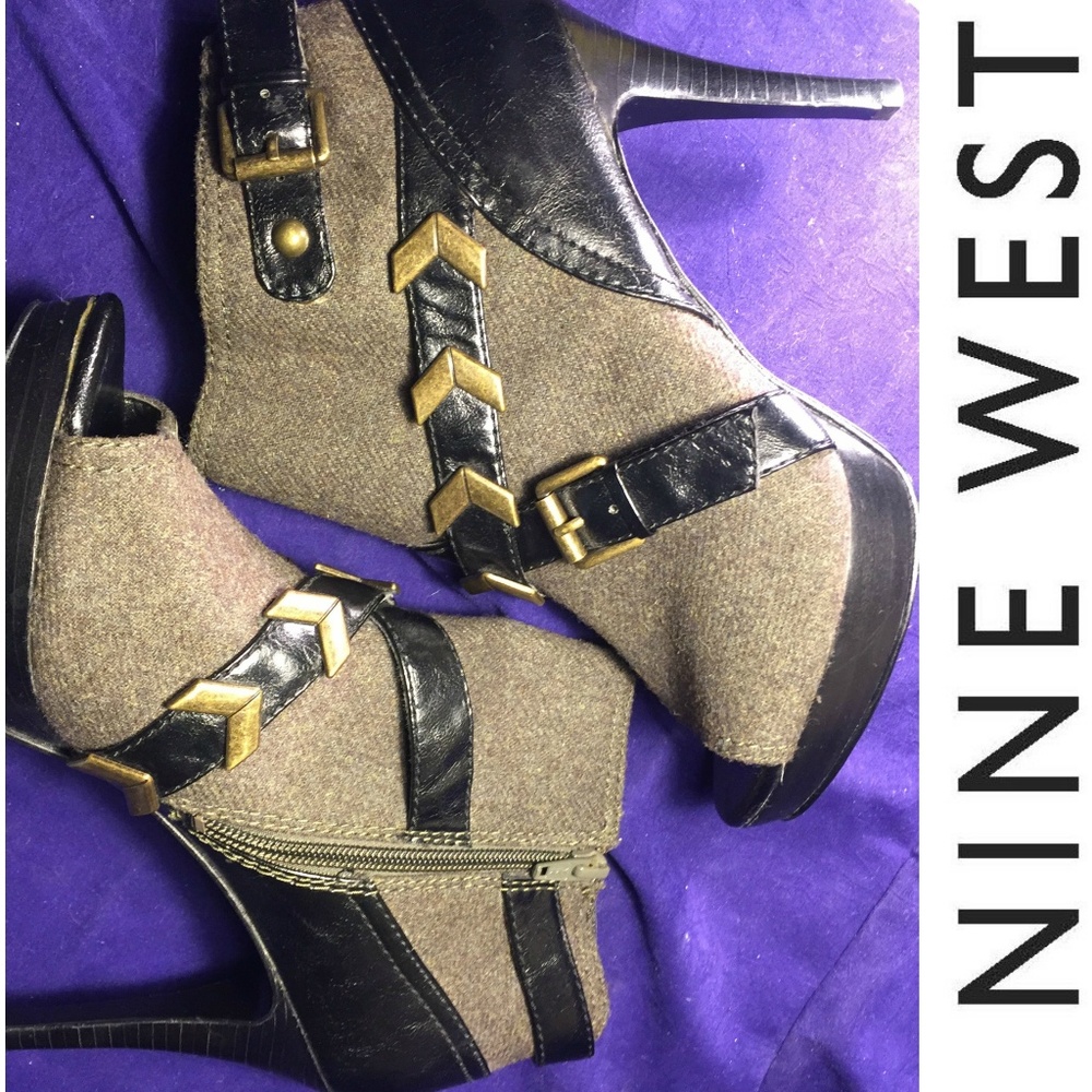 Nine West 'Campaign' Peep Toe Booties-Size 8.5